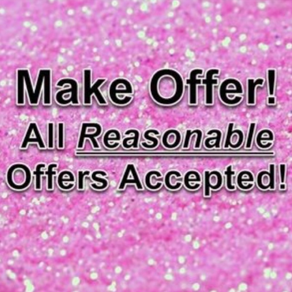 Selling all items 👇🏾 make your offer